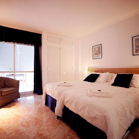 Apartamentos DC Benalmádena Eksteriør billede